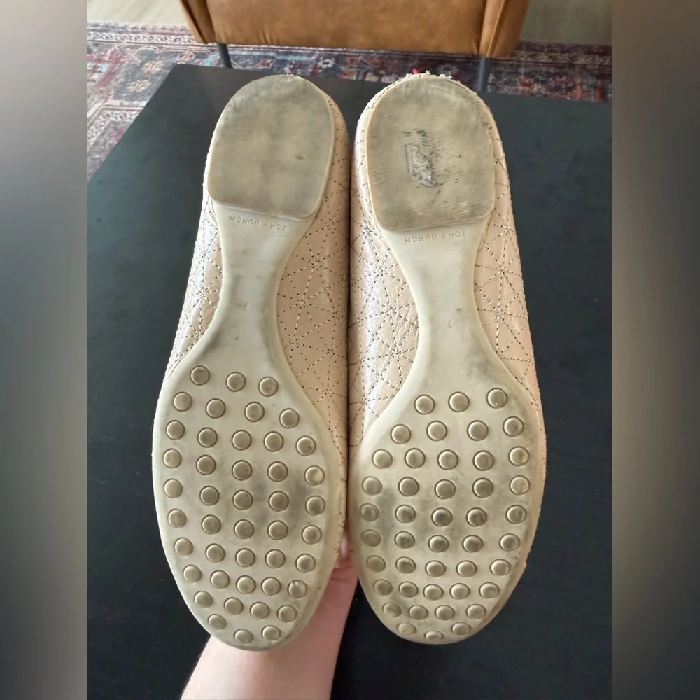 Tory Burch Claire Quilted Ballet Flat Nappa Leather New Porcelain size 7